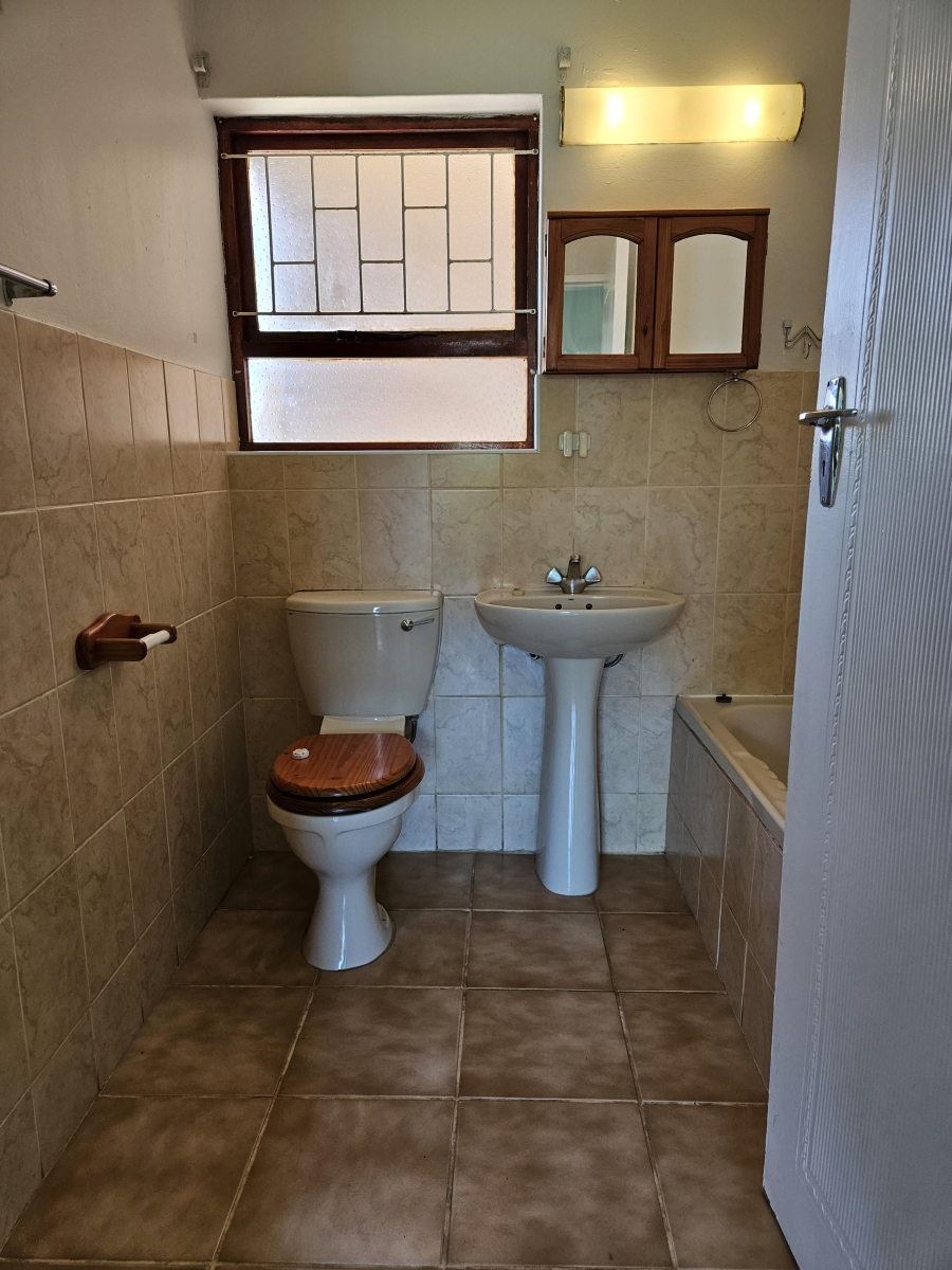 4 Bedroom Property for Sale in Kabega Park Eastern Cape